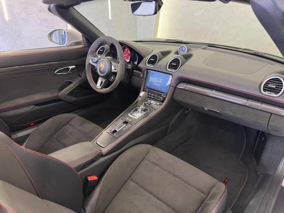 PORSCHE 718 4.0 H6 GASOLINA BOXSTER GTS PDK